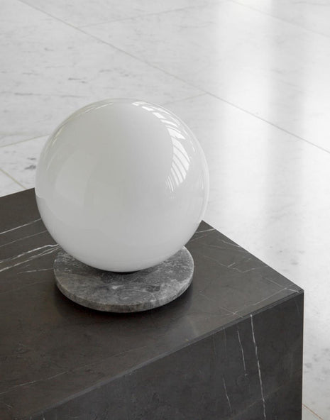 Outlet Audo Copenhagen TR Table/Wall Light - Grey Marble, Matt Opal