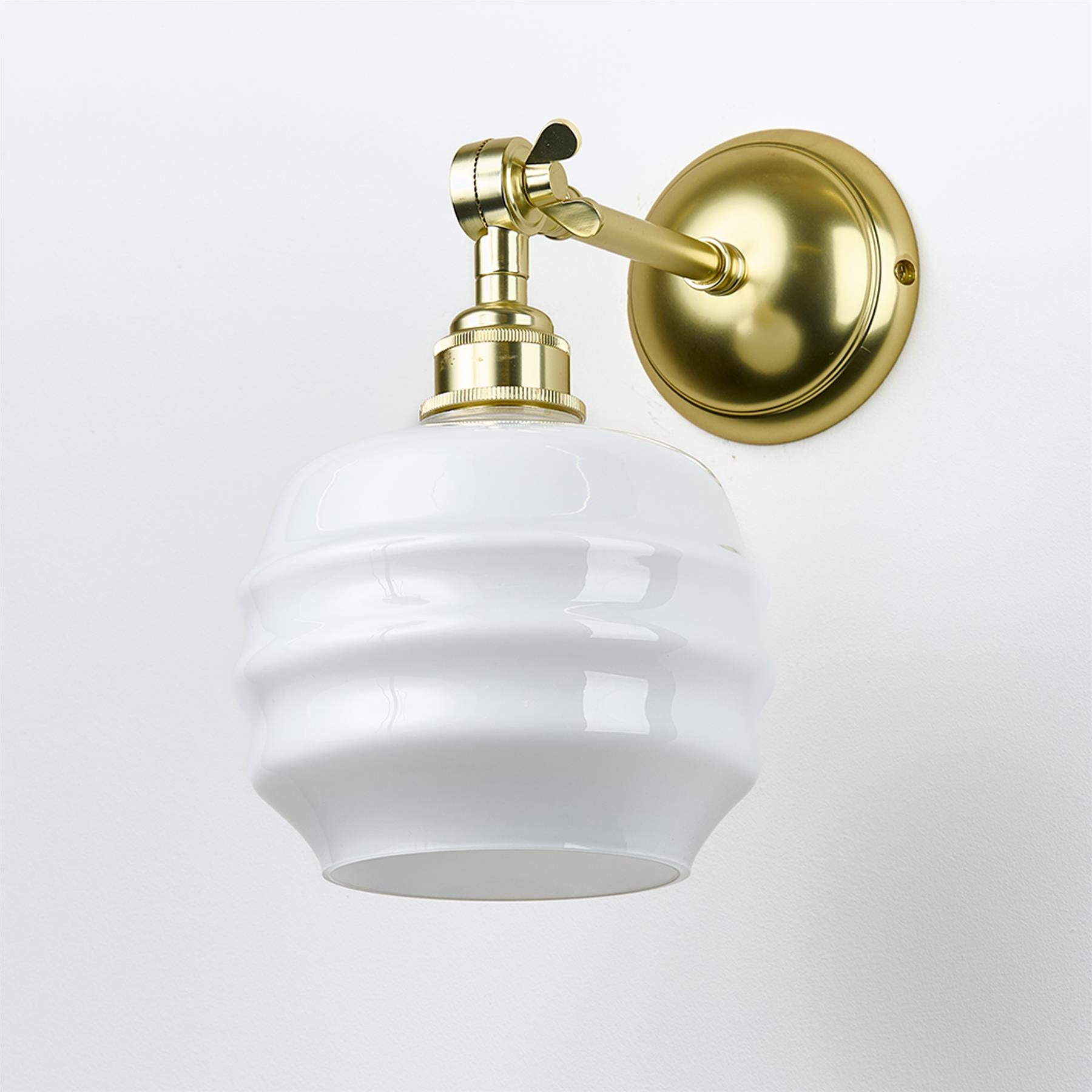 Old School Electric Deco Wall Light : Adjustable Arm