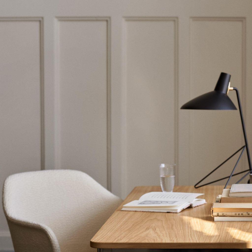 &Tradition HM9 Tripod Table Lamp