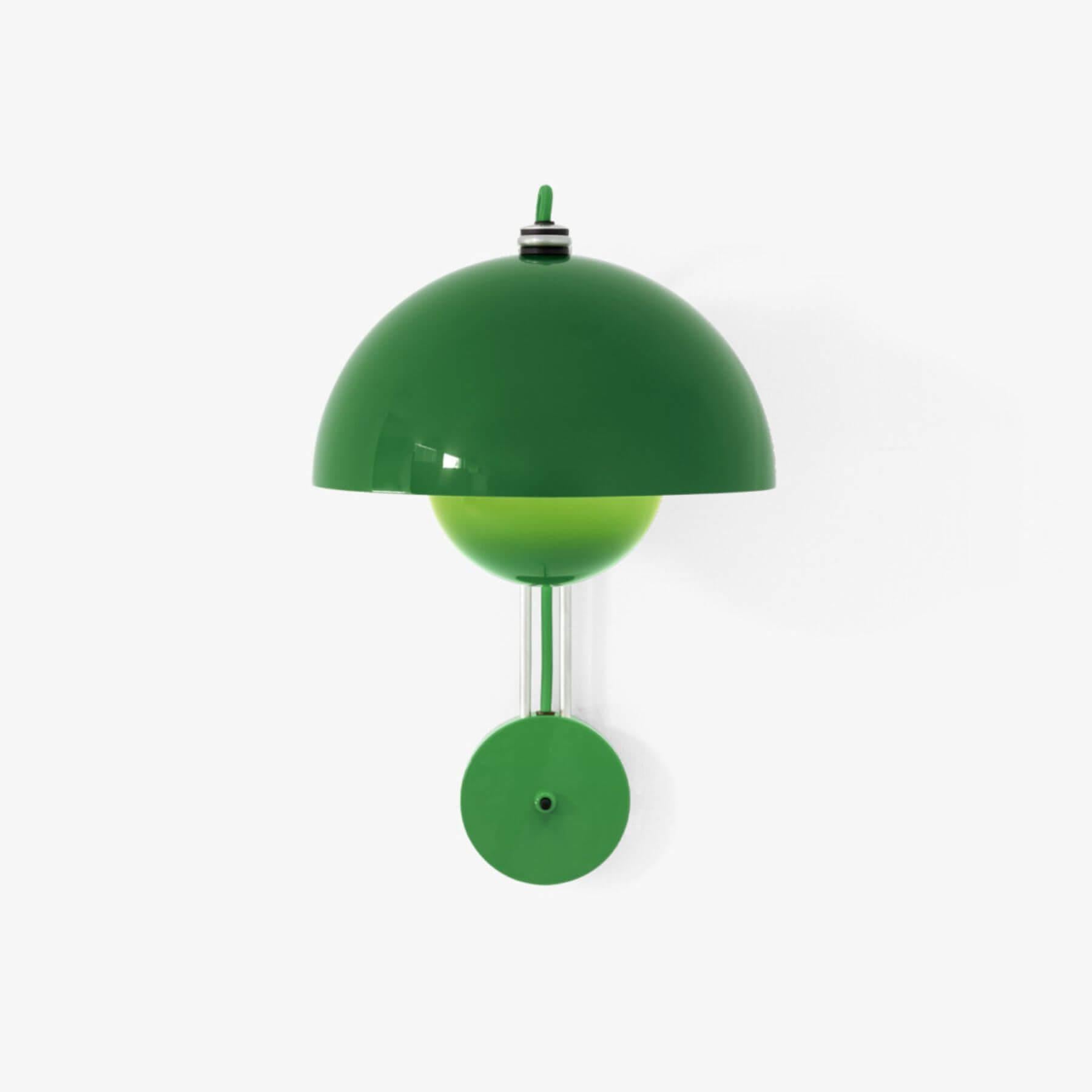 &Tradition VP8 Flowerpot Wall Lamp