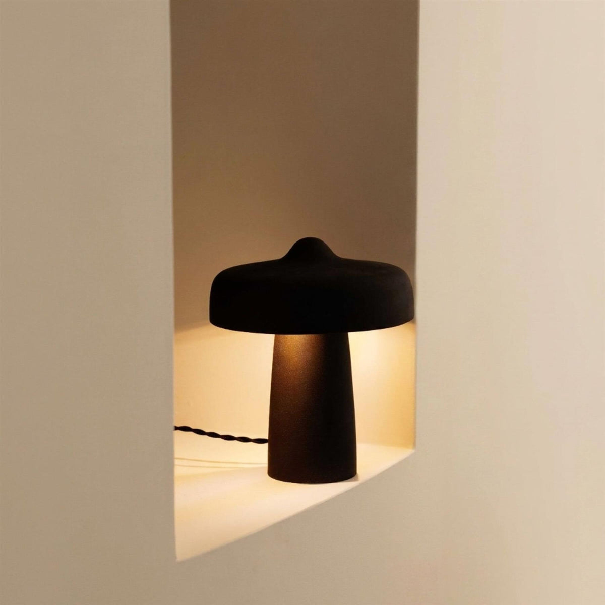 Serax Table Lamp in Black Fou