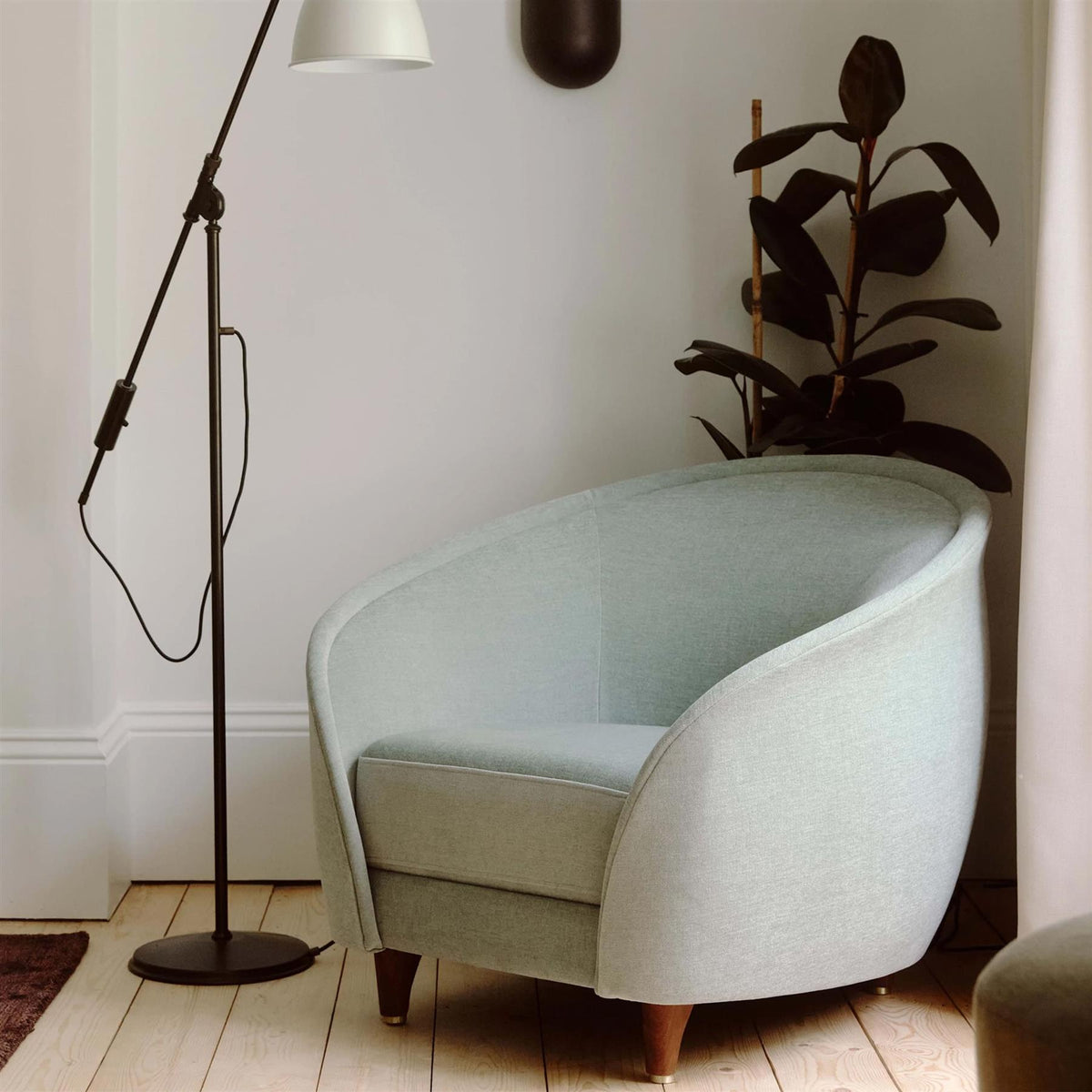 GUBI Revers Lounge Chair