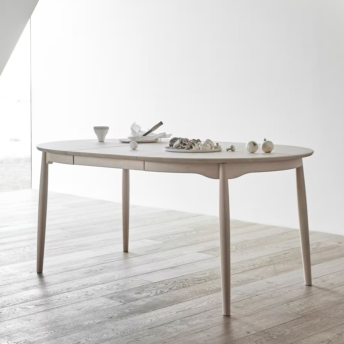 Stolab Carl Extendable Dining Table
